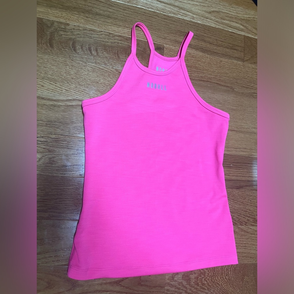 Nobull tank size small. NWOT